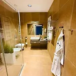 Jasna & Apartamento 4*